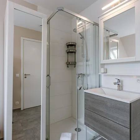Apartment Huswell - Spacious 3-bedroom In Ostend