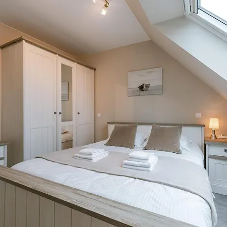 Huswell - Spacious 3-bedroom In * أوستيند