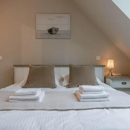 Huswell - Spacious 3-bedroom In *