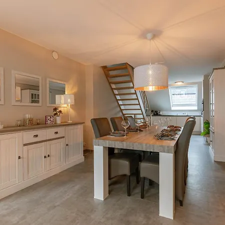 Huswell - Spacious 3-bedroom In * Ostend