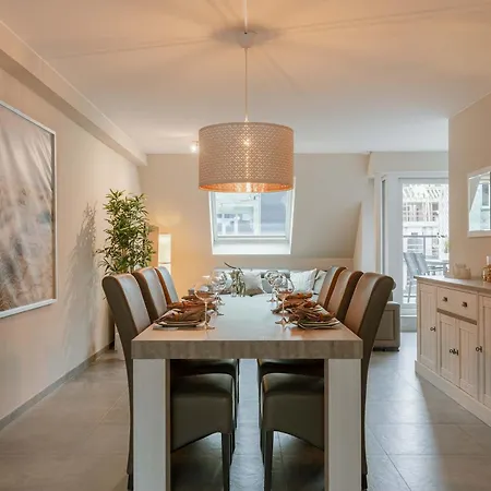 Huswell - Spacious 3-bedroom In شقة *