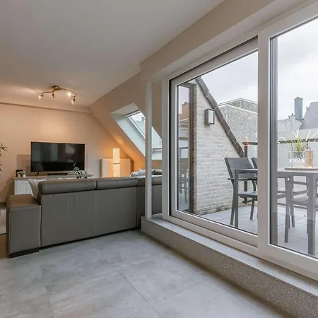 Huswell - Spacious 3-bedroom In *